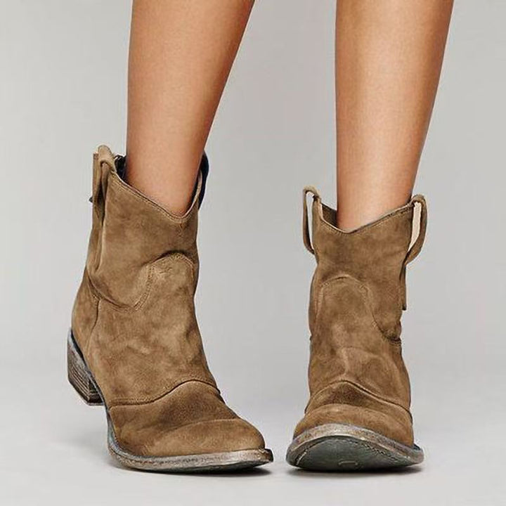 Charlot™ | Daily Western Elegance