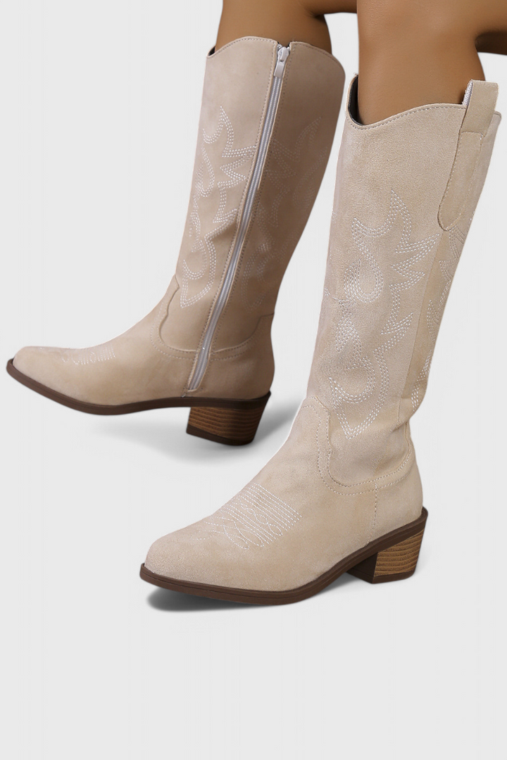Skye™ | Rustic Elegance and Comfort
